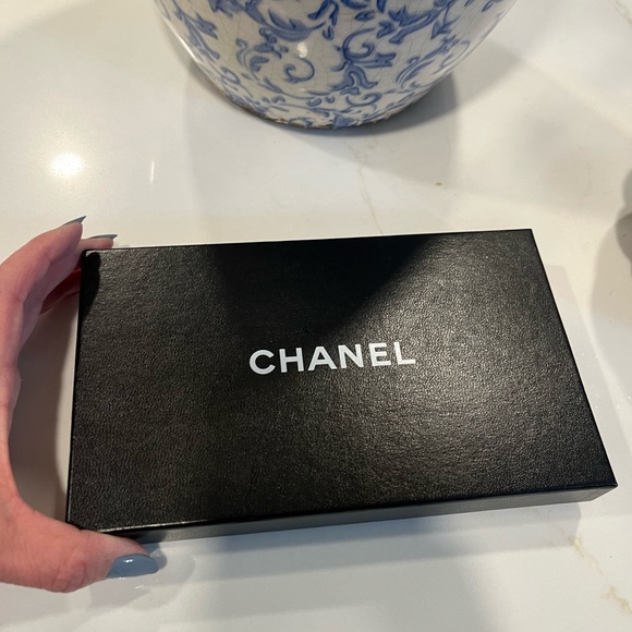 EUC Chanel Cambon wallet - Picture 6 of 6